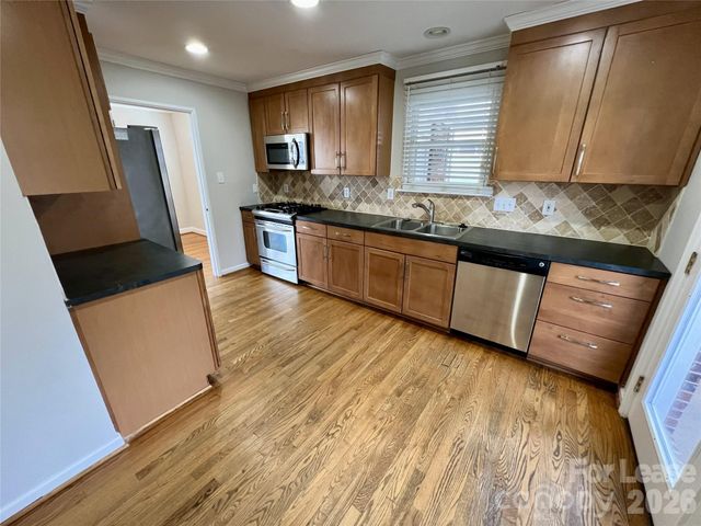 4334 Applegate Road, Charlotte, NC 28209