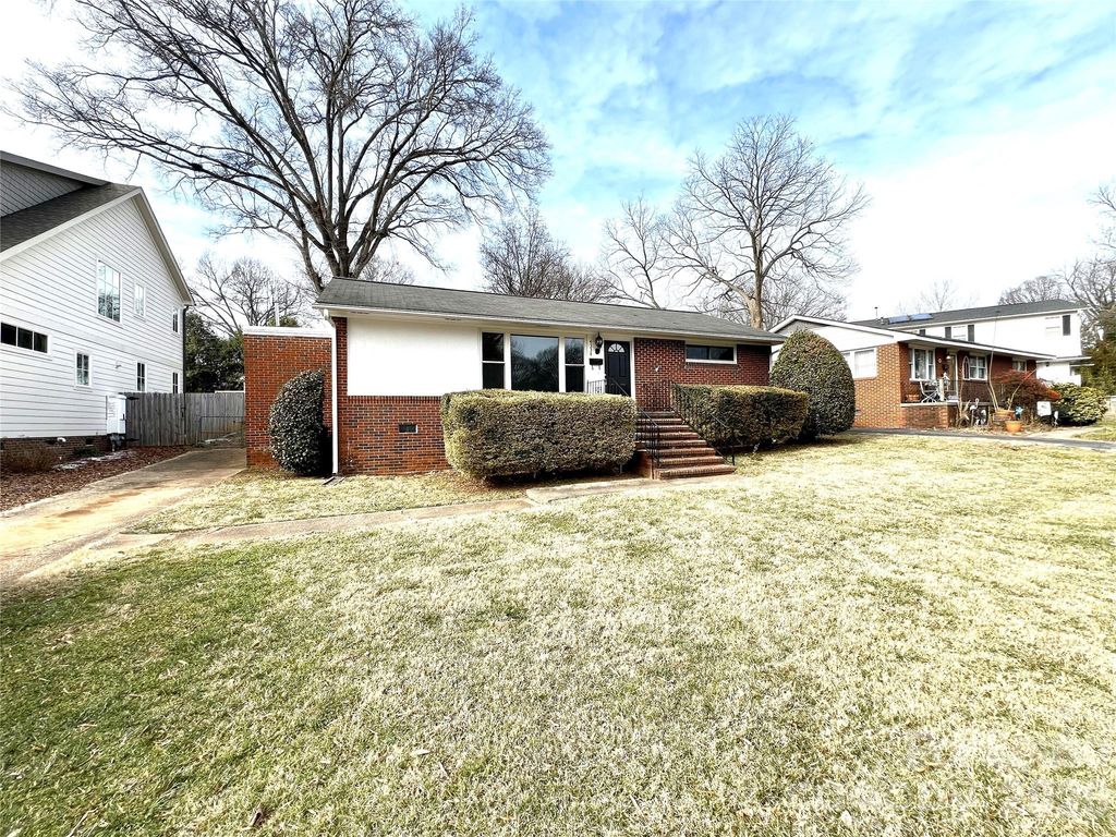 4334 Applegate Road, Charlotte, NC 28209