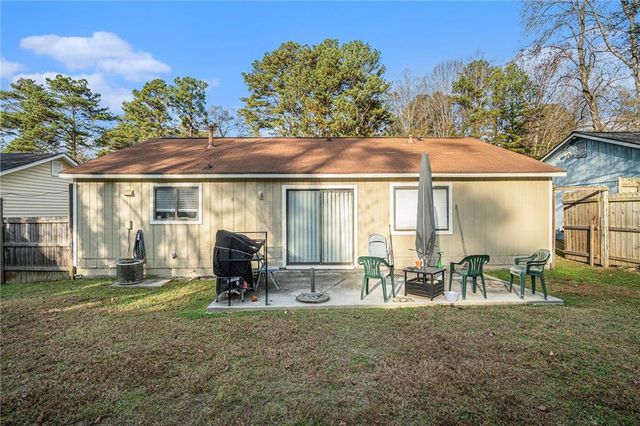 6736 Ivy Log Drive, Austell, GA 30168