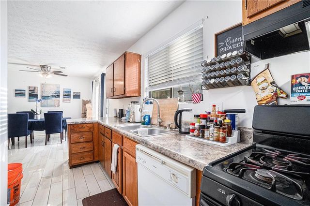 6736 Ivy Log Drive, Austell, GA 30168