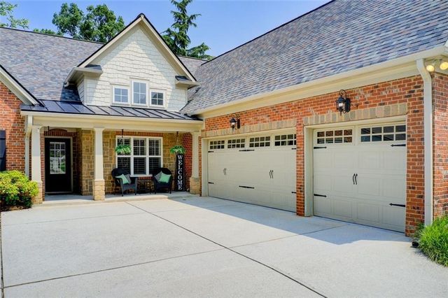 5220 Wild Cedar Drive, Buford, GA 30518