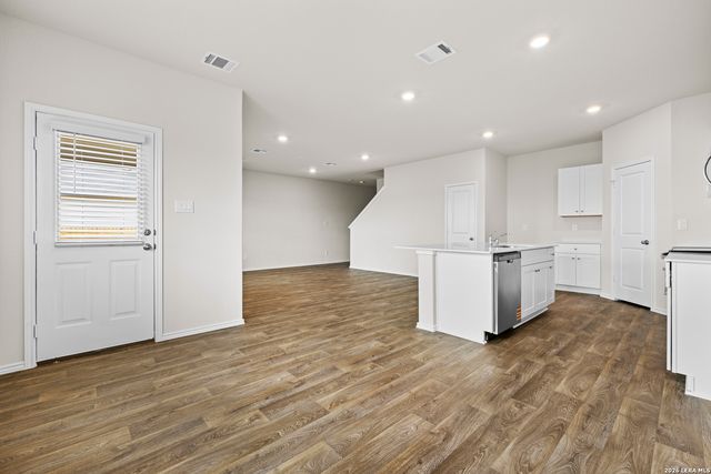 1596 Agave Cellar, New Braunfels, TX 78130