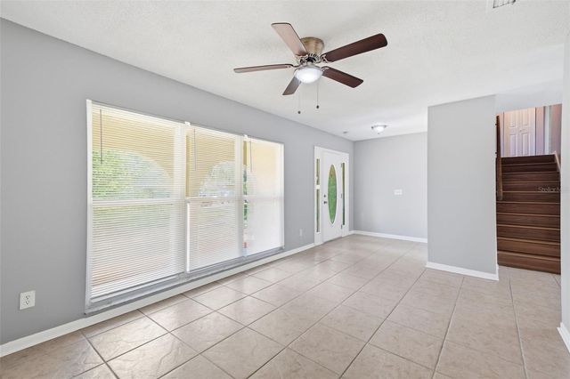 1200 LAKE VALRICO LANE, Valrico, FL 33594