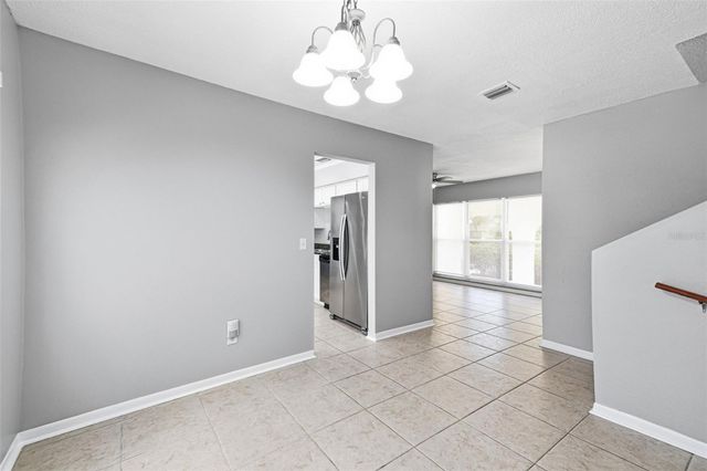 1200 LAKE VALRICO LANE, Valrico, FL 33594