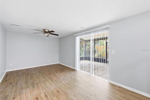 1200 LAKE VALRICO LANE, Valrico, FL 33594