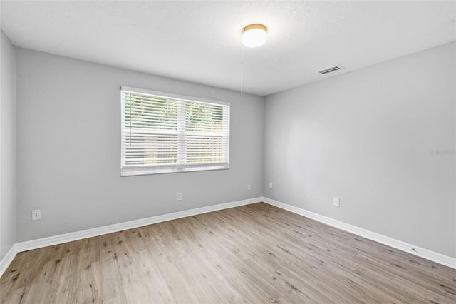 1200 LAKE VALRICO LANE, Valrico, FL 33594