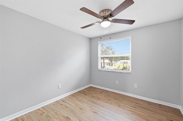 1200 LAKE VALRICO LANE, Valrico, FL 33594
