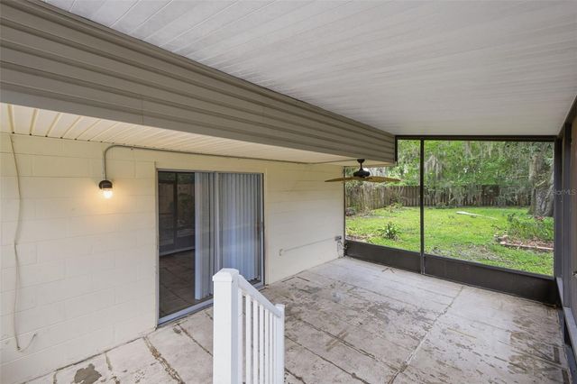 1200 LAKE VALRICO LANE, Valrico, FL 33594