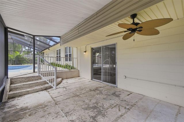1200 LAKE VALRICO LANE, Valrico, FL 33594
