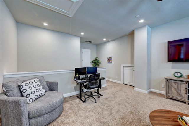 131 Mcgoey Circle, Shenandoah, TX 77384