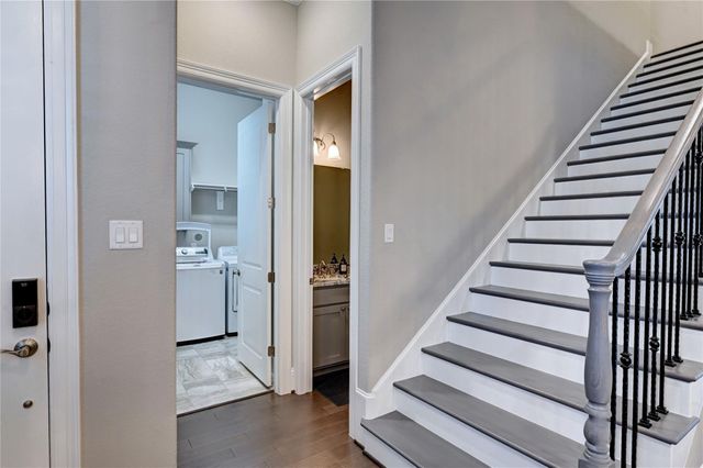 131 Mcgoey Circle, Shenandoah, TX 77384