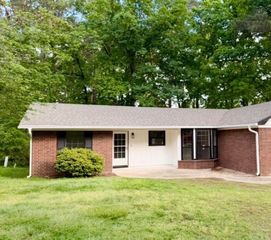 15 Patrick Henry, White Hall, AR 71602