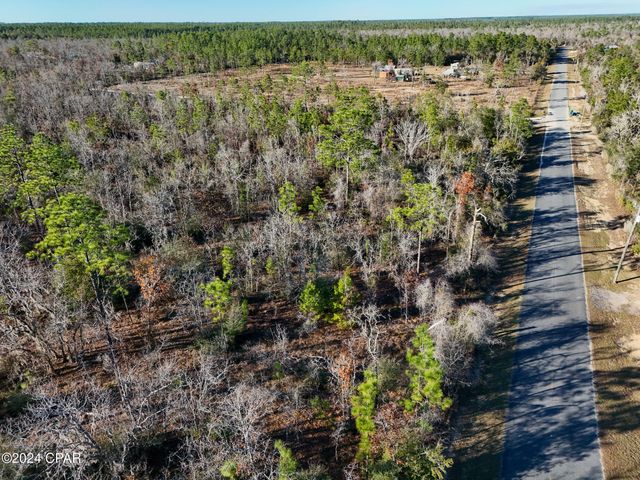 000 NW Apachee Road, Fountain, FL 32438