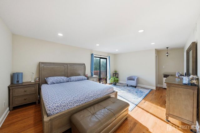 107 van dyke Court, Hillsborough, NJ 08844