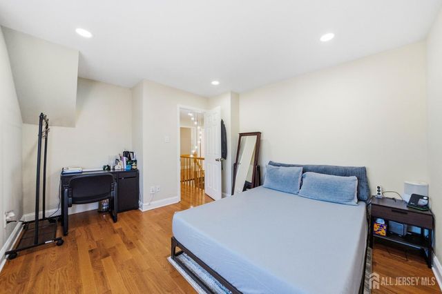 107 van dyke Court, Hillsborough, NJ 08844