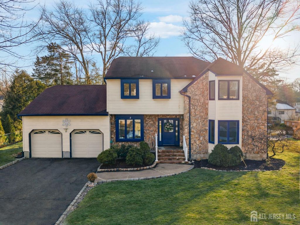 107 van dyke Court, Hillsborough, NJ 08844