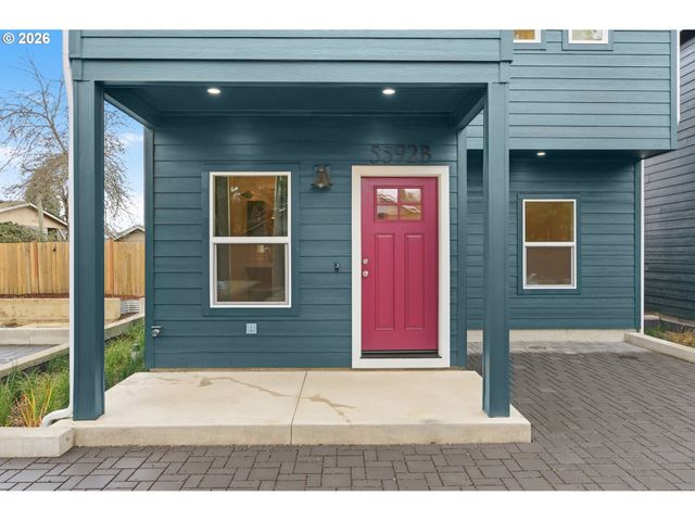 5592 BURNETT Ave B, Eugene, OR 97402