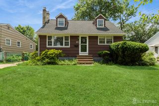 77 Carlton Avenue, Piscataway, NJ 08854