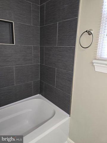 8313 GIBBONS DR, Fort Washington, MD 20744
