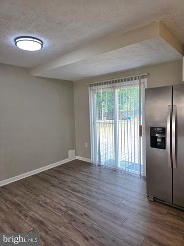 8313 GIBBONS DR, Fort Washington, MD 20744