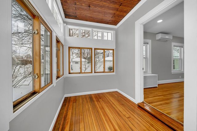 26 Richardson Ave 26, North Andover, MA 01845