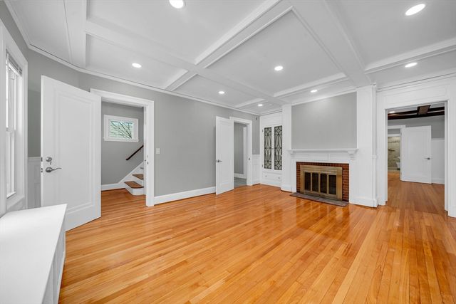 26 Richardson Ave 26, North Andover, MA 01845