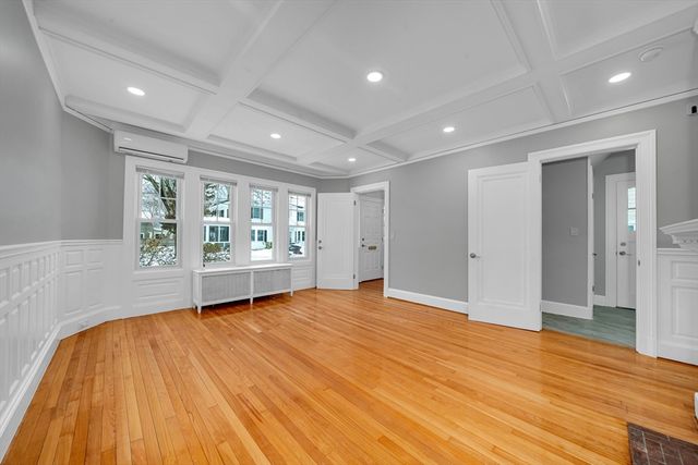 26 Richardson Ave 26, North Andover, MA 01845