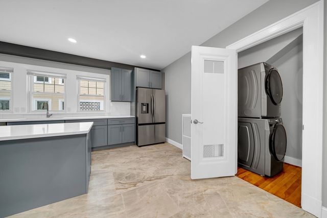 26 Richardson Ave 26, North Andover, MA 01845