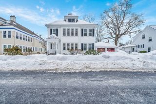 26 Richardson Ave 26, North Andover, MA 01845