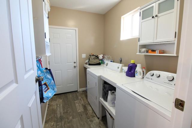 2641 Robin Rd, Salina, KS 67401