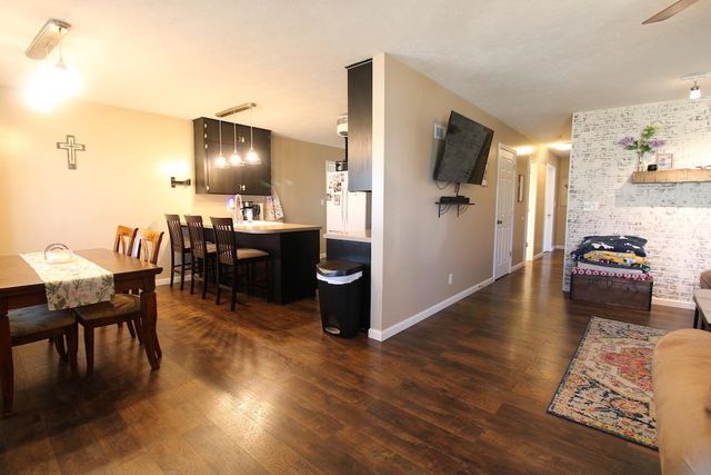 2641 Robin Rd, Salina, KS 67401