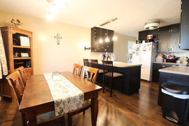 2641 Robin Rd, Salina, KS 67401