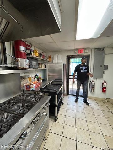 18035 Conant Street, Detroit, MI 48234