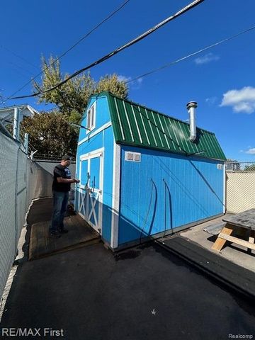 18035 Conant Street, Detroit, MI 48234