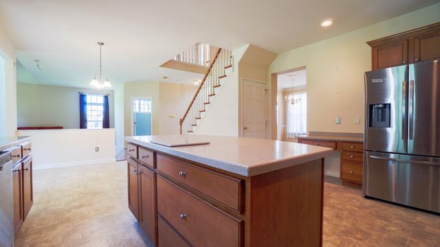 412 BUTTONWOOD LN, Oxford, PA 19363