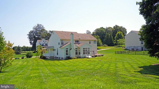 412 BUTTONWOOD LN, Oxford, PA 19363
