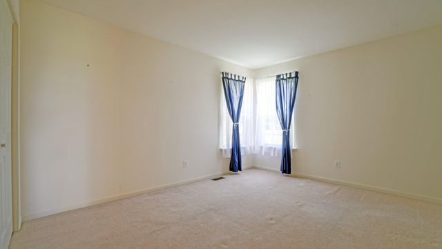 412 BUTTONWOOD LN, Oxford, PA 19363