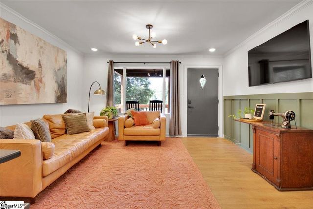 3051 State Park Road, Greenville, SC 29609