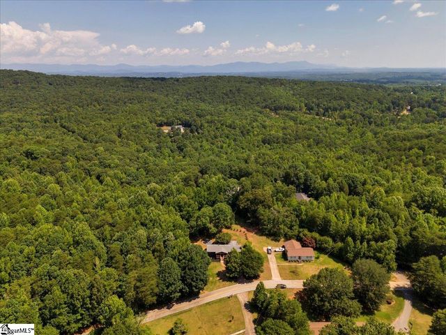 3051 State Park Road, Greenville, SC 29609