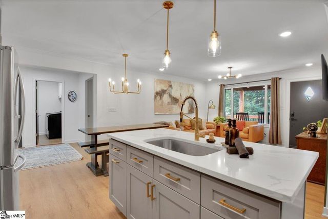 3051 State Park Road, Greenville, SC 29609