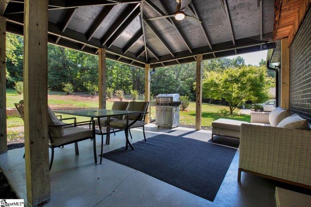 3051 State Park Road, Greenville, SC 29609
