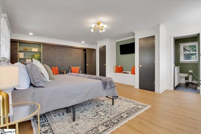 3051 State Park Road, Greenville, SC 29609