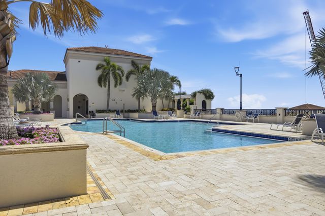 801 S Olive Avenue 206, West Palm Beach, FL 33401