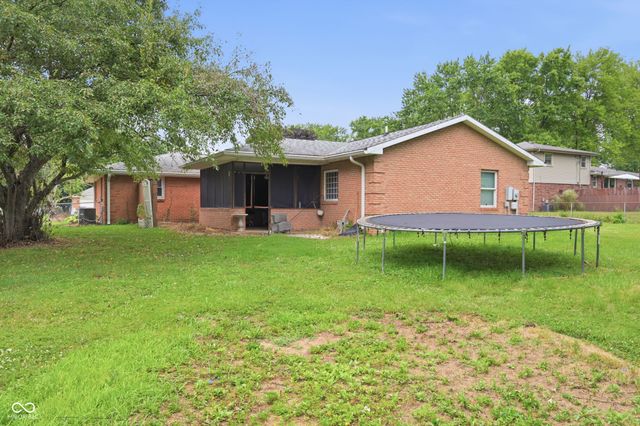 5670 S Rowena Court, Pendleton, IN 46064