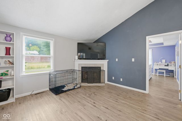 5670 S Rowena Court, Pendleton, IN 46064