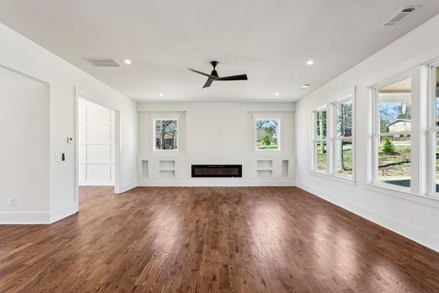 482 Majestic Oaks Place, Smyrna, GA 30082