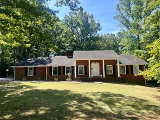 205 Edgewood Ave, Mcminnville, TN 37110