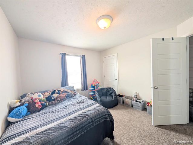 11219 Wildbrook Court, South Lyon, MI 48178