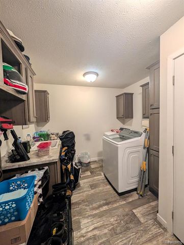 11219 Wildbrook Court, South Lyon, MI 48178