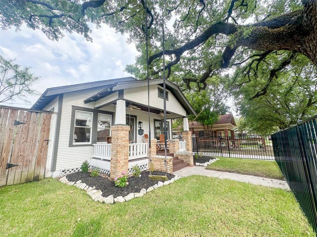 4006 Oak Ridge Street, Houston, TX 77009
